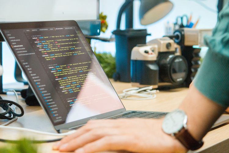Google Analytics: Transformando títulos en Palabras clave para análisis SEO basado en landings